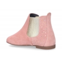 New Ankle boots to dress with elastic band in suede leather with shinny effect.