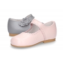 Classic Little Mary Janes with hook and loop strap with flower in pearl nappa leather.