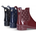 Ankle rain boots with elastic band with STARS design.