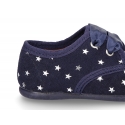 Little laces up shoes in suede leather with STARS print for little kids.