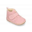 Little Safari boots for babies laceless and with wool knit lining.
