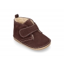 Little Safari boots for babies laceless and with wool knit lining.