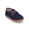 Autumn winter canvas moccasin shoes wallabee style.