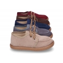 Autumn winter canvas moccasin shoes wallabee style.