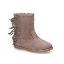 Suede leather boot shoes with fringed design.