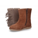 Suede leather boot shoes with fringed design.