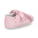 Classic little Mary Janes angel style in suede leather with STARS print design for baby.