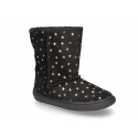 Suede leather boot shoes with STARS design and fake hair lining.