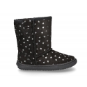 Suede leather boot shoes with STARS design and fake hair lining.