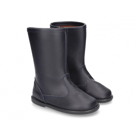 WASHABLE LEATHER boots in dark blue color with zipper.