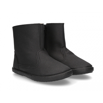 Botita con cremallera en serratex NEGRO encerado.