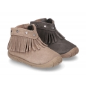 Suede leather ankle boots with FRINGED design and toe cap.