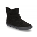 Suede leather girl boot shoes to dress with zipper closure.