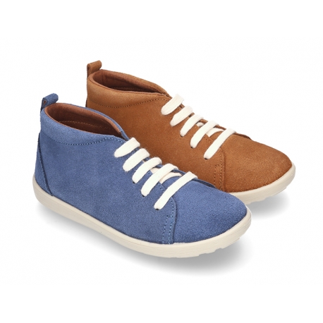 New casual tennis style shoes ankle boots style in suede leather.