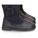 Washable leather boots combined with padded suede leather with tassels design.