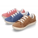 New Casual suede leather Tennis shoes with shoelaces closure.