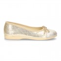 Little metal canvas Ballet flat shoes with sequins design.