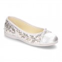 Little metal canvas Ballet flat shoes with sequins design.