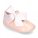 Soft Patent leather Little Mary Jane shoes for baby with ribbon.