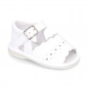 Soft Nappa leather Sandal shoes with waves design for babies.