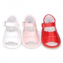 Soft Nappa leather Sandal shoes with waves design for babies.