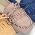 Suede leather Moccasin shoes with FRINGED design.