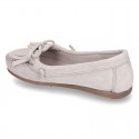 Indian style Moccasin shoes with bows in suede leather for girls.