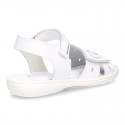 Washable leather sandals with front velcro strap and SUPER FLEXIBLE outsole.