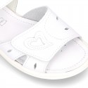 Washable leather sandals with front velcro strap and SUPER FLEXIBLE outsole.