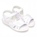 Washable leather sandals with front velcro strap and SUPER FLEXIBLE outsole.