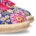 Nueva Zapatilla o bamba en lona con FLORES y lazo.