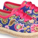 Nueva Zapatilla o bamba en lona con FLORES y lazo.