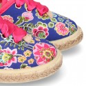 Nueva Zapatilla o bamba en lona con FLORES y lazo.