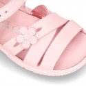 Washable leather sandal shoes with crossed strips and FLOWER for little girls.