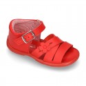 Washable leather sandal shoes with crossed strips and FLOWER for little girls.