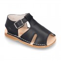 Sandal shoes Menorquina style with flexible soles.