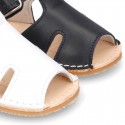 Sandal shoes Menorquina style with flexible soles.