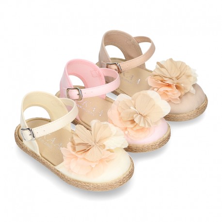 Special CEREMONY espadrille shoes with flower with petals design.