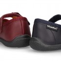 School shoes Mary Jane style with velcro strap with bow in washable leather for little girls.