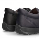 School shoes Blucher style laceless in washable leather.