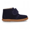 Suede leather casual ankle boots laceless.