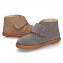 Suede leather casual ankle boots laceless.