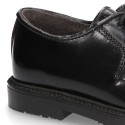 Zapato tipo blucher con cordones en piel antik