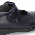 Classic Mary Jane school shoes with hook and loop strap in leather.