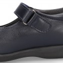 Classic Mary Jane school shoes with hook and loop strap in leather.