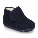 Wool knit ankle home shoes laceless.