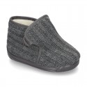 Wool knit ankle home shoes laceless.