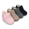 Wool knit ankle home shoes laceless.