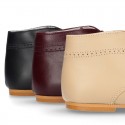 Classic Nappa leather ankle boots to dress with chopped design for first steps.