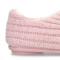 New closed Home shoes in wool knit with central opening.